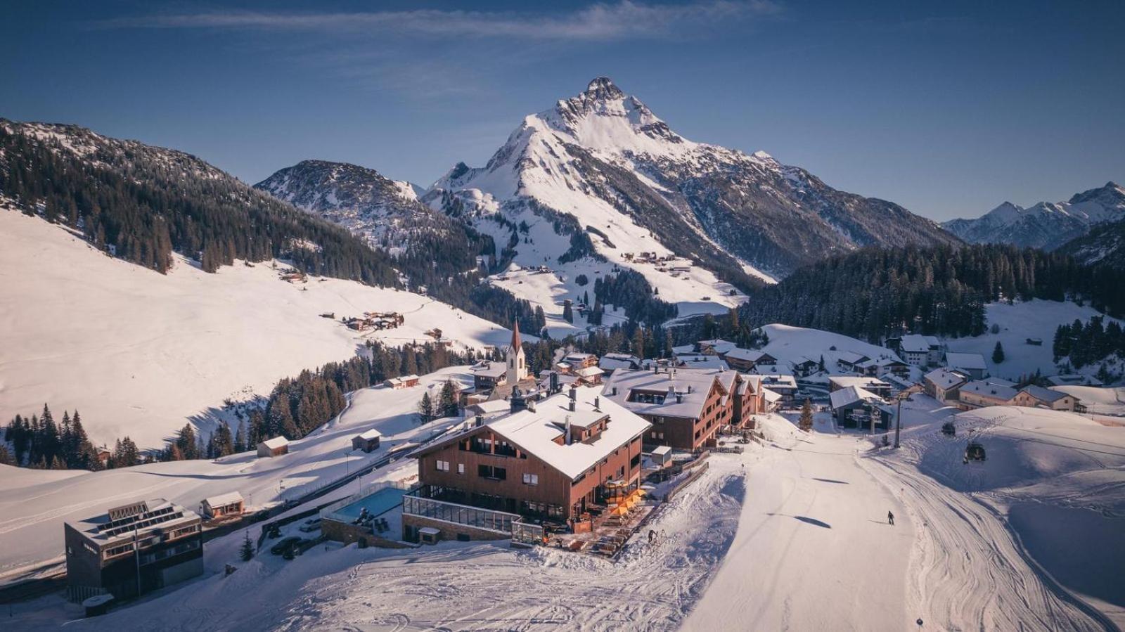 Alpenparks Hotel & Apartment Arlberg Warth Mit Pool Luaran gambar
