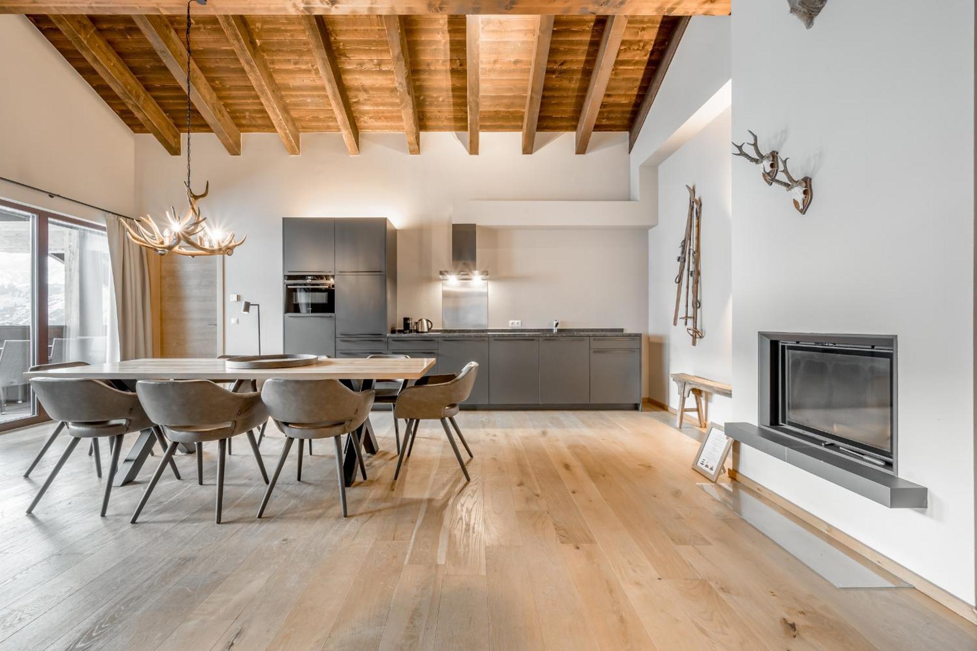 Alpenparks Hotel & Apartment Arlberg Warth Mit Pool Luaran gambar