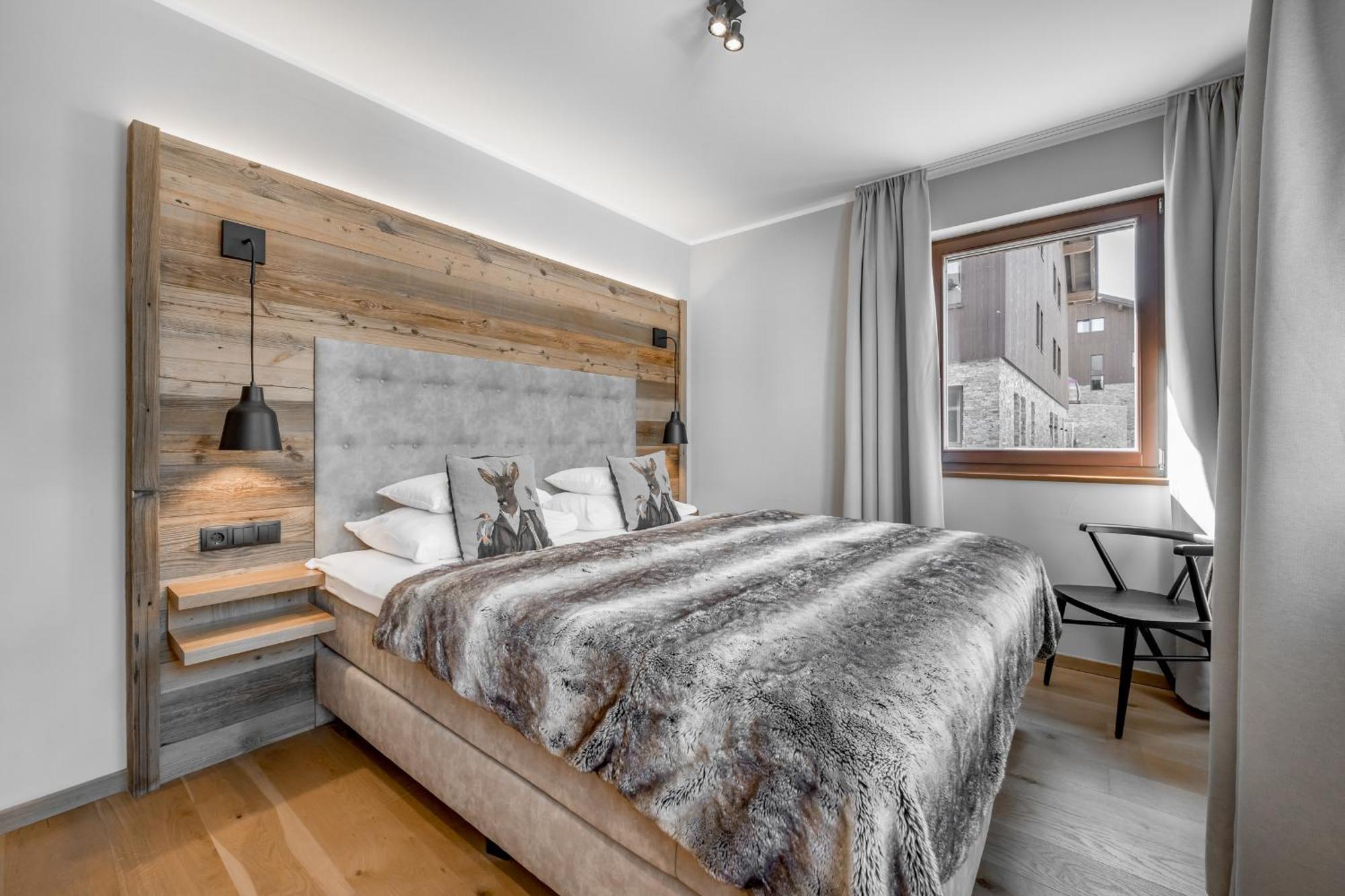 Alpenparks Hotel & Apartment Arlberg Warth Mit Pool Luaran gambar